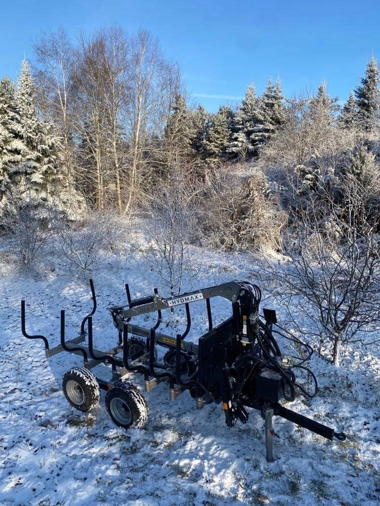 Príves na približovanie dreva HYDMAX H656 V4800